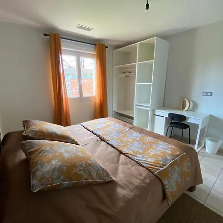 Casa de Férias Pompignan, 4 Pieces, 6 Personnes - Fr-1-605-39 *